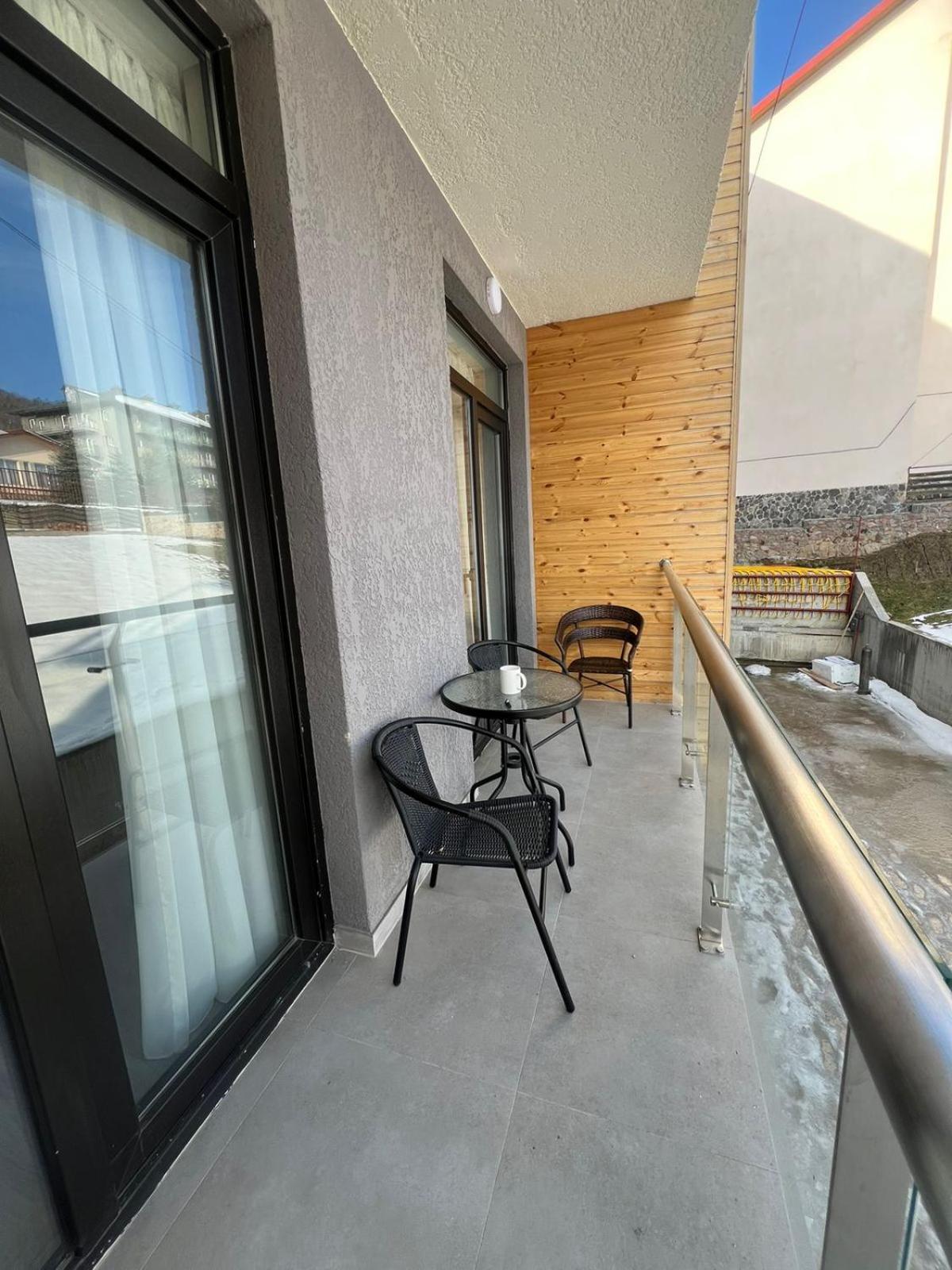 Crystal Apartment Bakuriani Exteriör bild